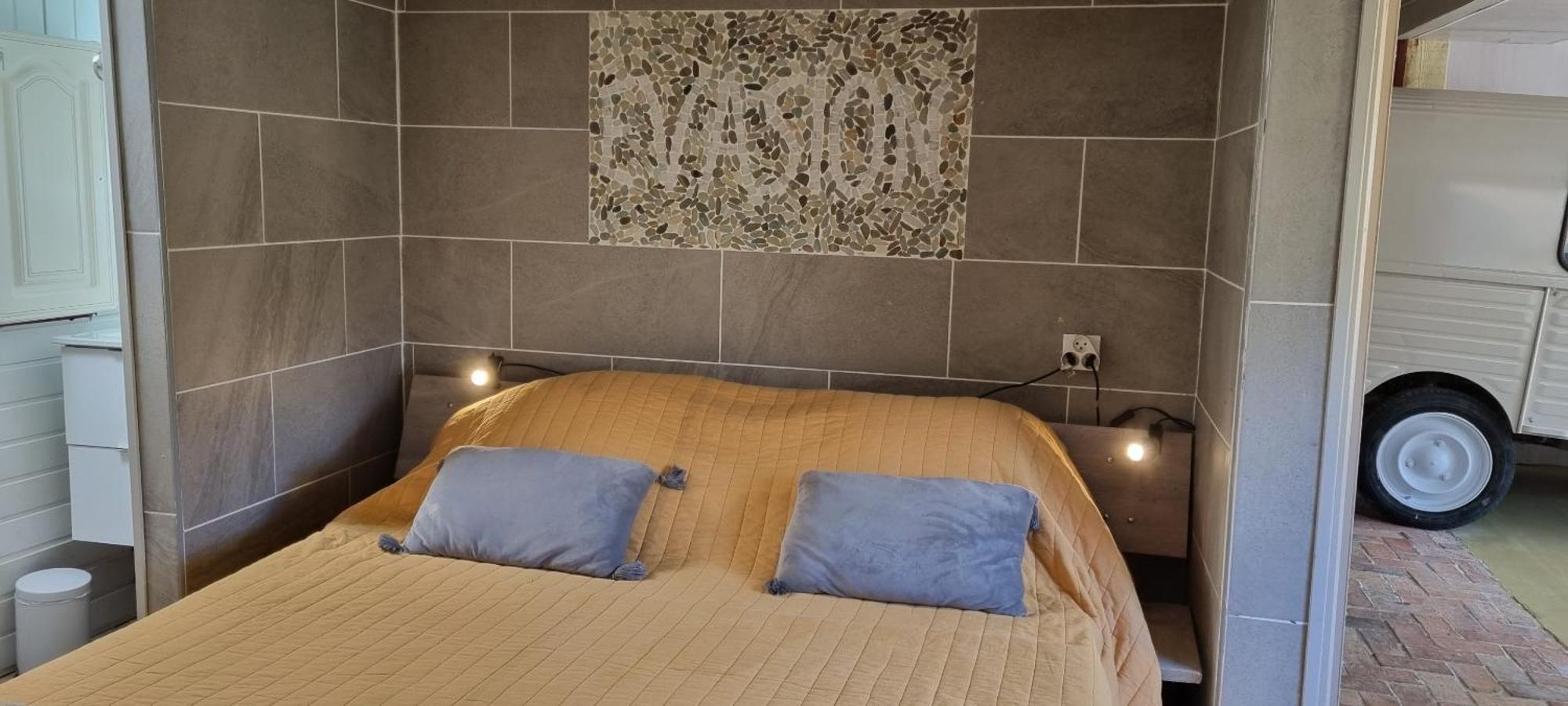 Les Insolites Du Grand Logis Marchais  Ruang foto